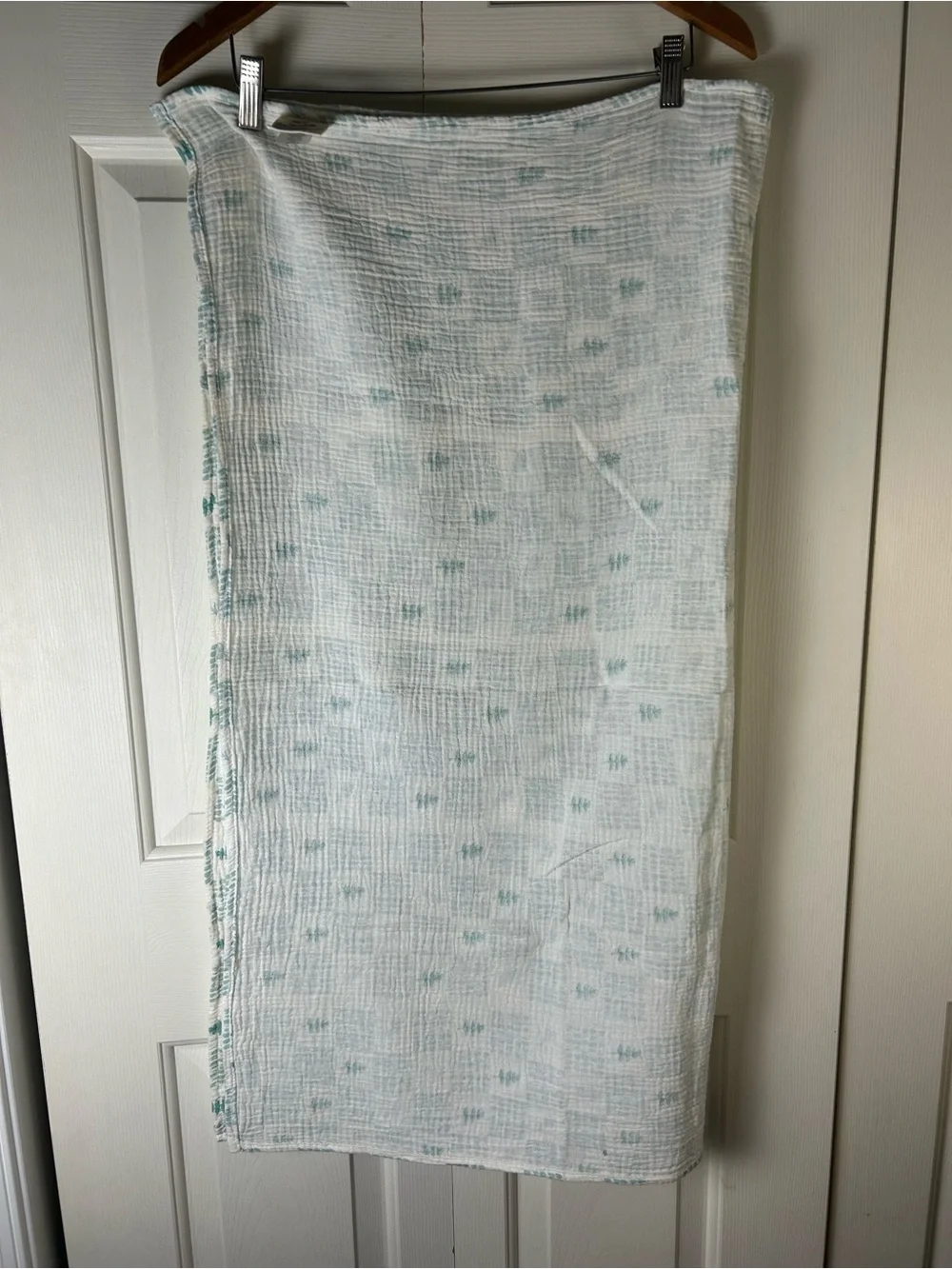 Soarwg Kids x LyricHom Baby Swaddle Blanket Muslin Green White Plants Leaves